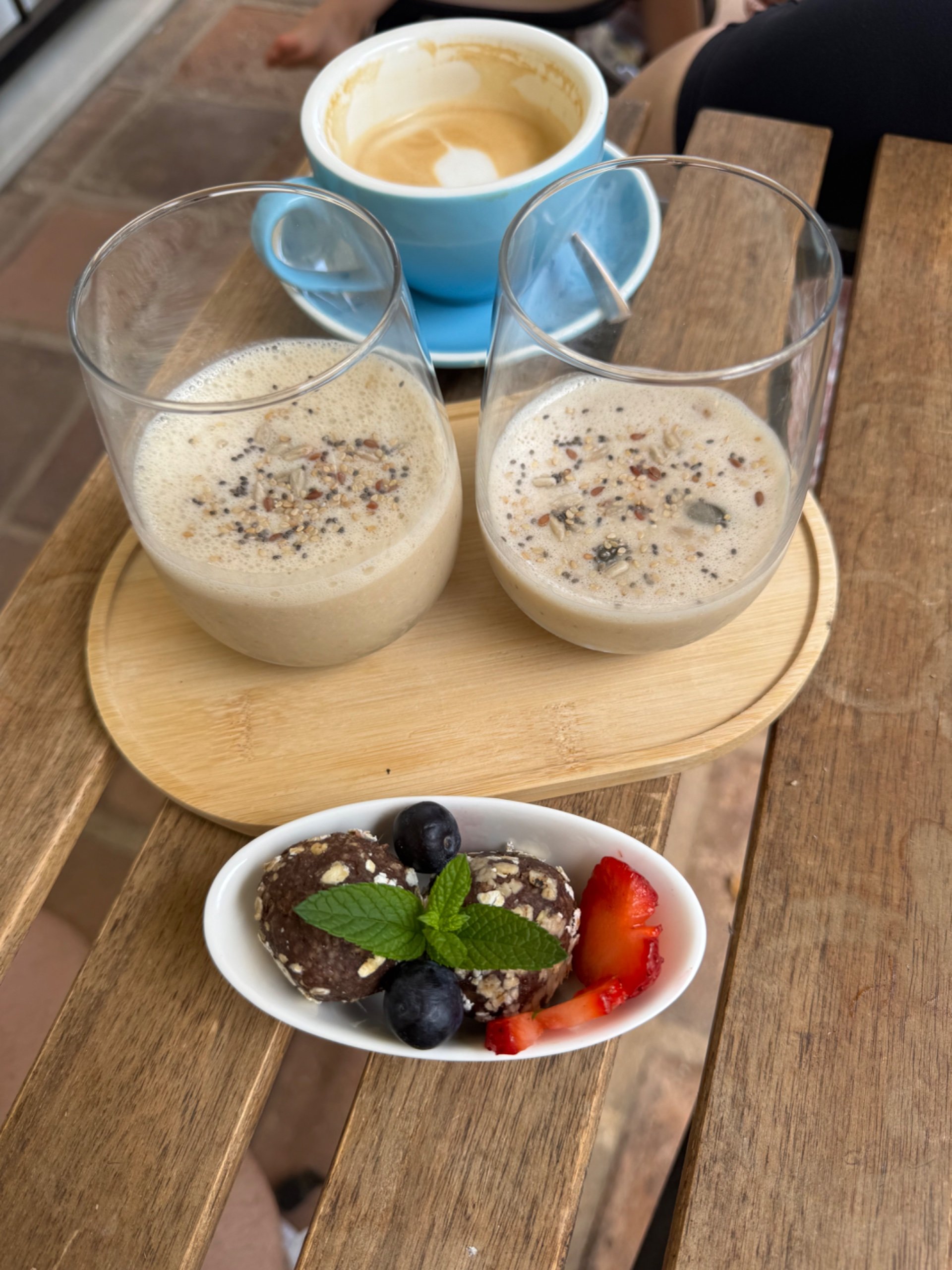 Coffee, vegan protein and raw energy balls